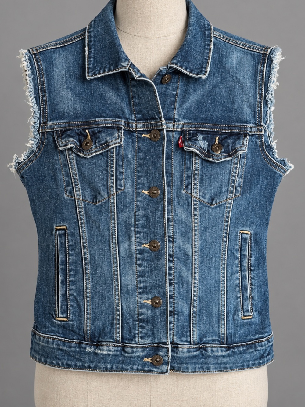 Levi's BoHo Festival CHIC Pocketed Blue Denim Jean Vest Shirt Top sz 8 P